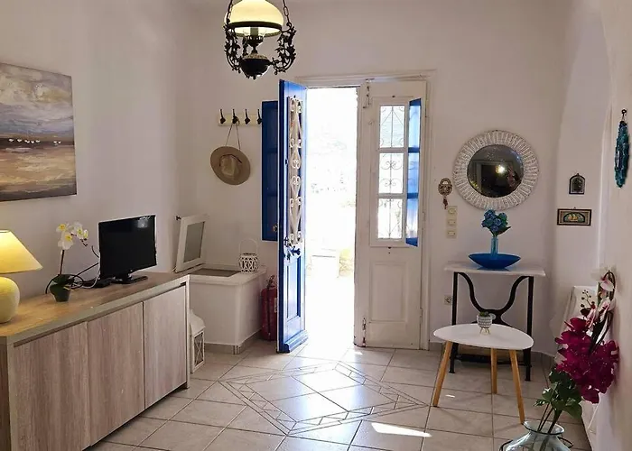 Mykonos Heritage #3 Platys Gialos (Mykonos)